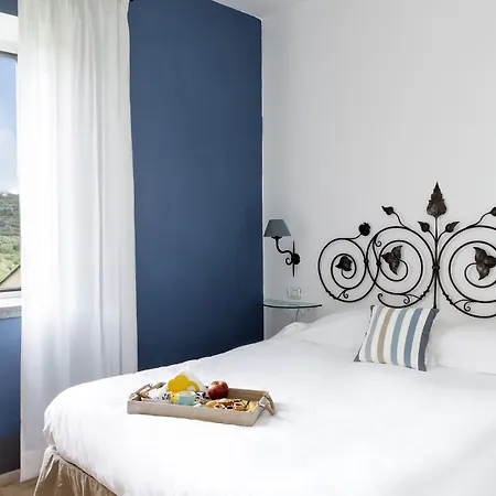 Relais Regina Giovanna Hotel Península Sorrentina