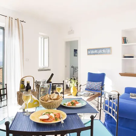 Relais Regina Giovanna Hotel 4*