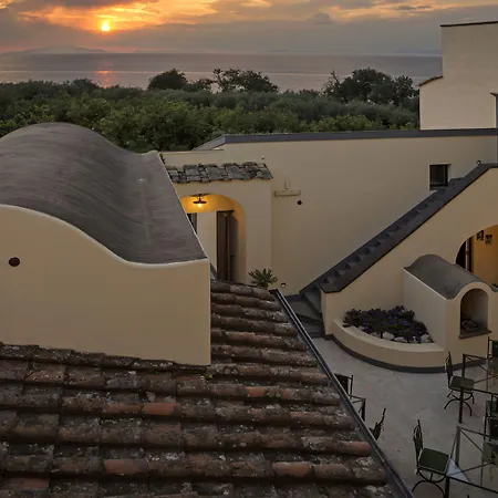 Relais Regina Giovanna 4* סורנטו
