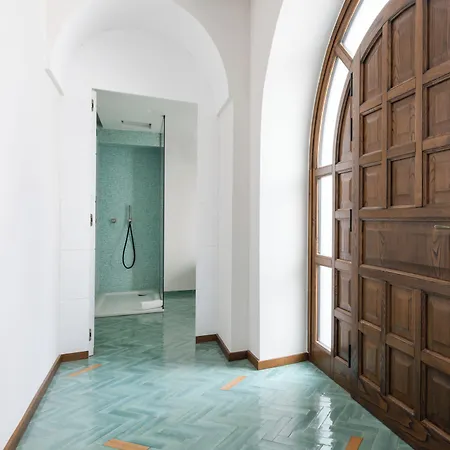 Relais Regina Giovanna Hotel 4*