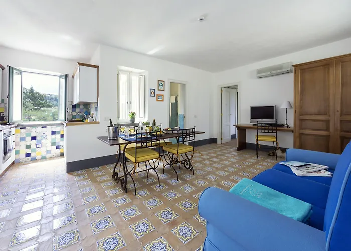 Relais Regina Giovanna מלון סורנטו