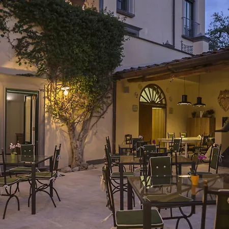 Relais Regina Giovanna 4* Sorrento